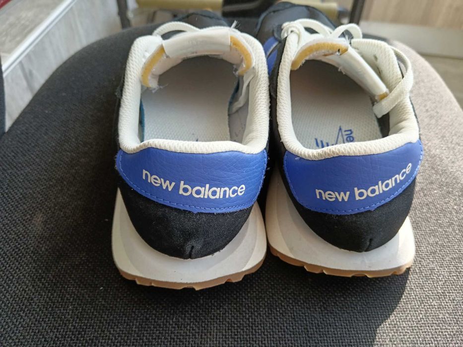 Маратонки New balance 37.5 номер