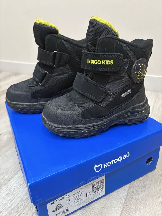 Продам детские зимние ботинки