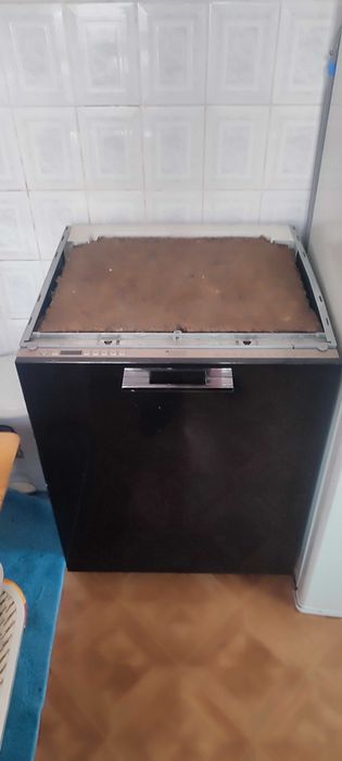 Посудомойка HOTPOINT-Ariston