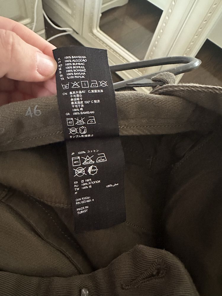 Pantaloni chino COS