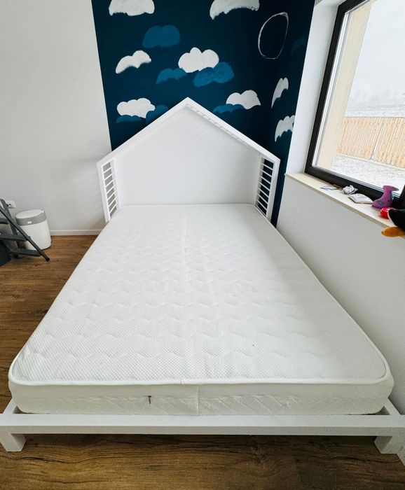 Pat copii tip casuta, lemn masiv, 160x200