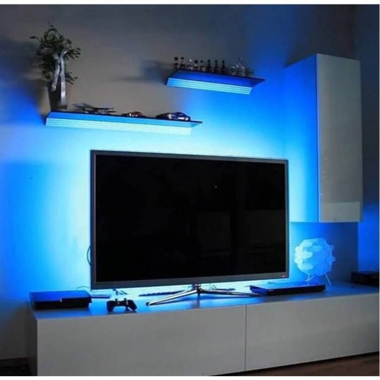 Banda LED Ambilight pentru iluminare fundal TV cu telecomanda si