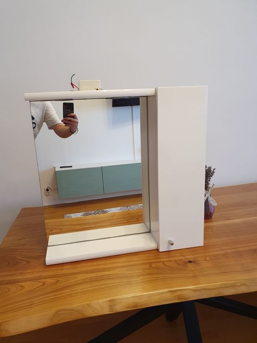 Dulap cu led și oglindă baie