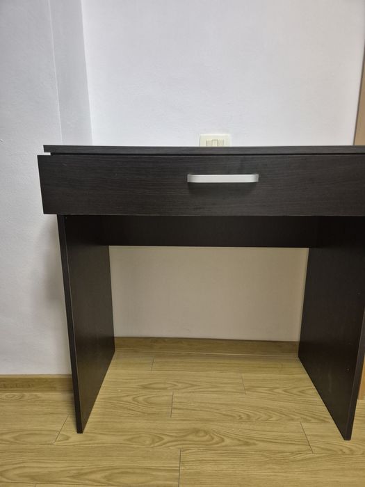 Birou IKEA Micke, alb, in stare buna + Birou wenge