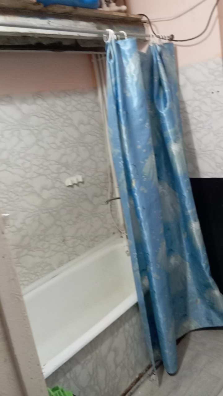 Ijaraga kvartira beriladi sagdiyanada 1 xona 3 etaj jxozlari bilan