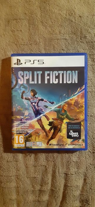 Игра на ps5 Split Fiction