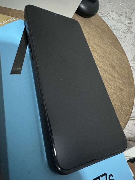 Смартфон OPPO A77s