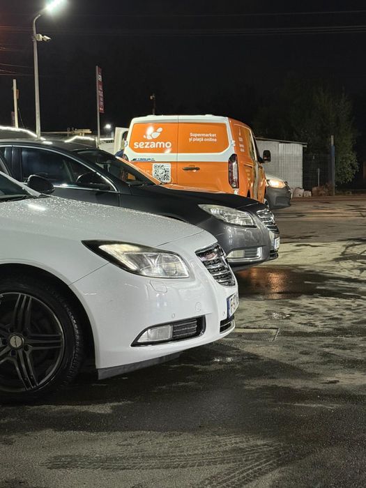 Opel Insignia 1.8 Benzina