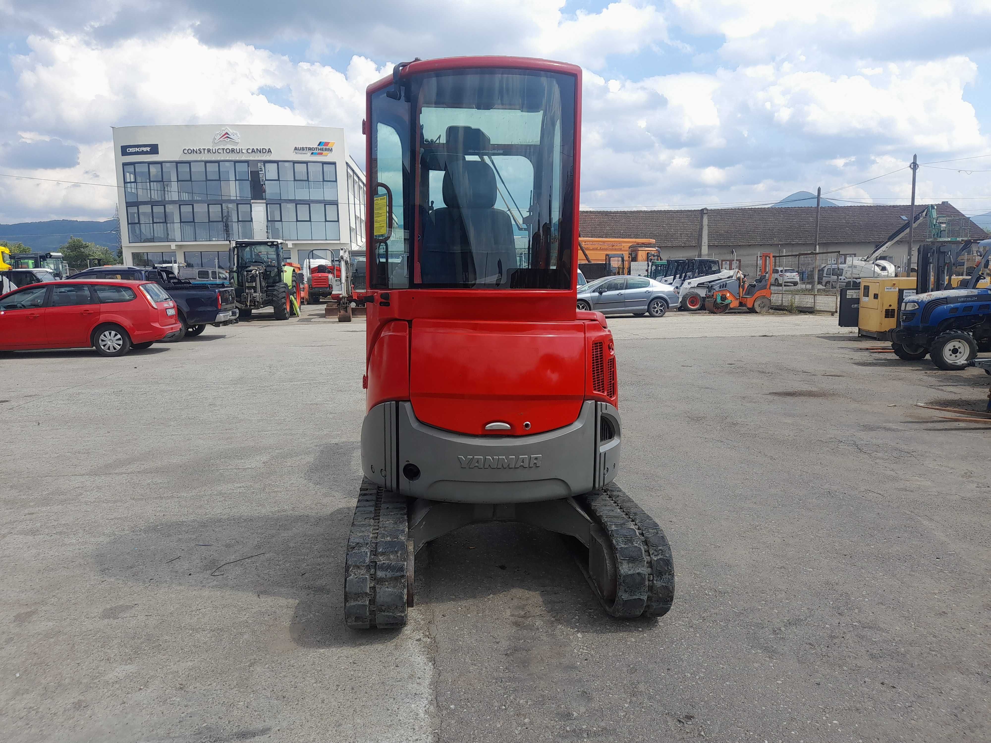 Miniexcavator Yanmar Vio20-3 ,  2010