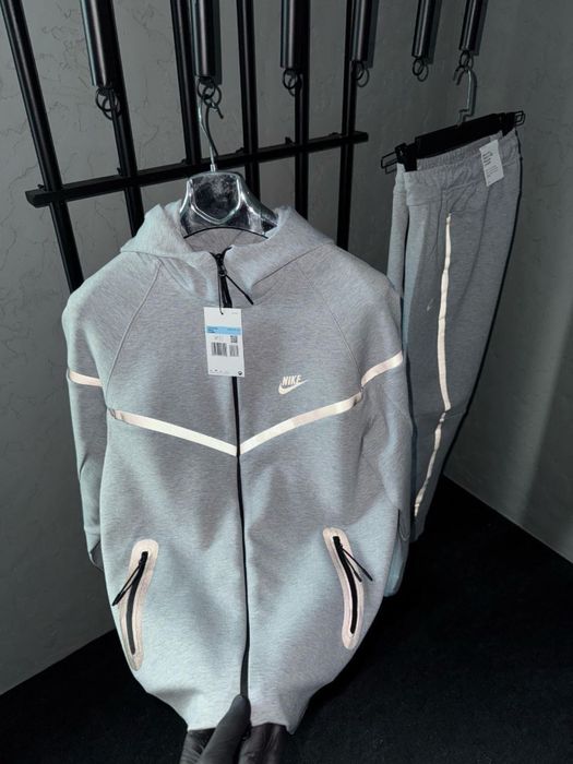 Nike tech flesee premium