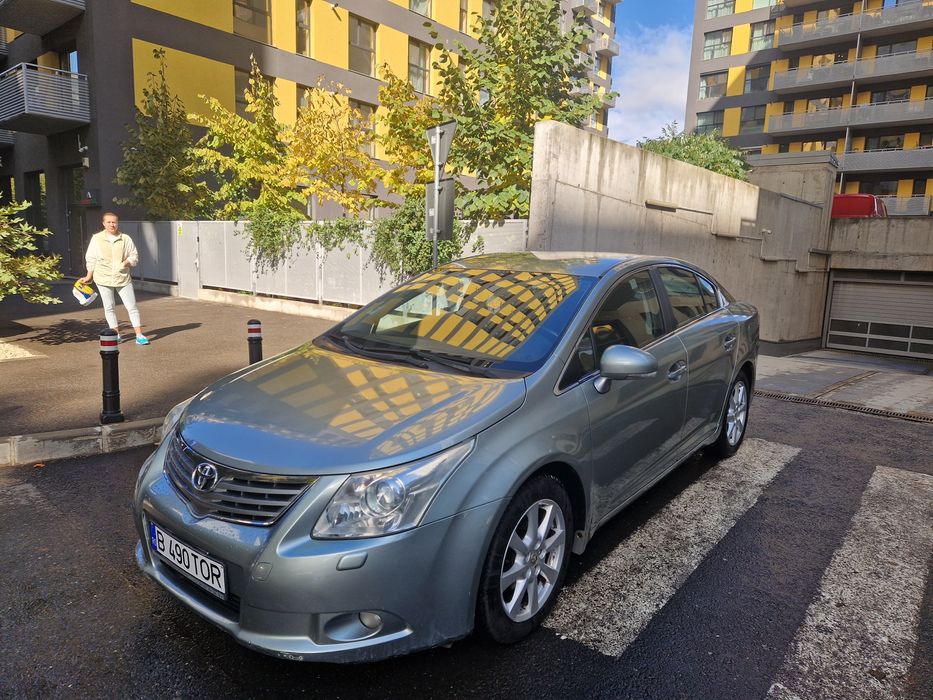 Toyota Avensis 2009 2L diesel