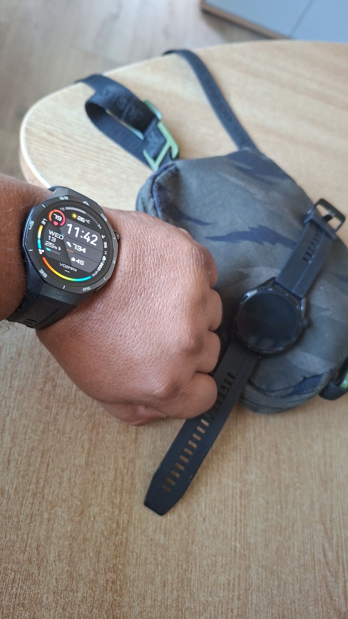 Смарт часовник  HUAWEI GT3 ACTIVE