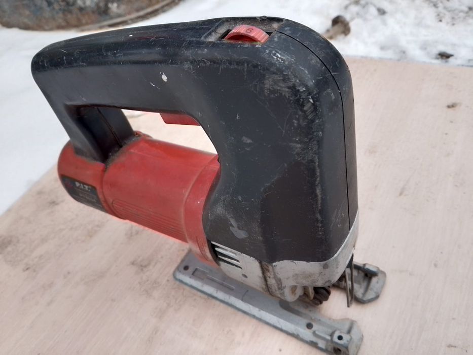 Продам лобзик в хорошем состоянии