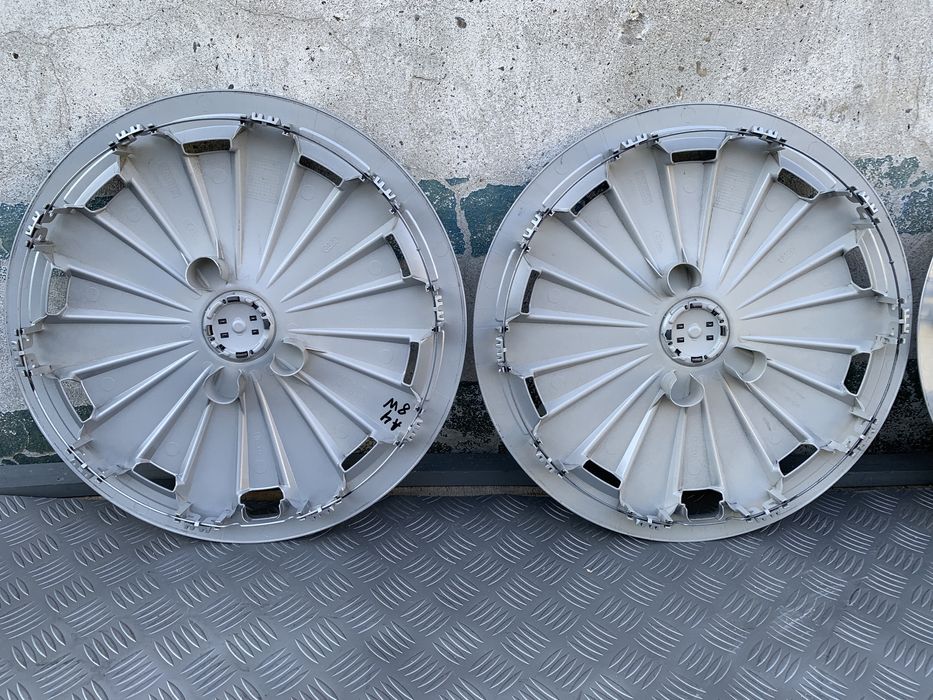 Оригинални тасове от Ауди Audi 2016г 16” цола в перфектно състояние