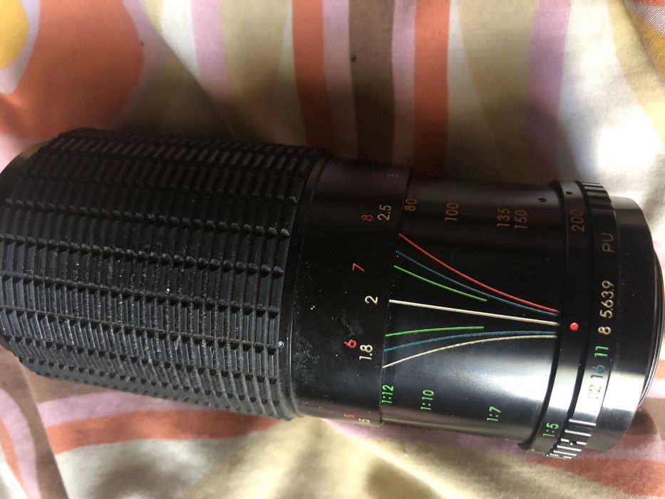 Ретро японски телеобектив Beroflex 80-200mm f 3.9 M42 Auto Zoom