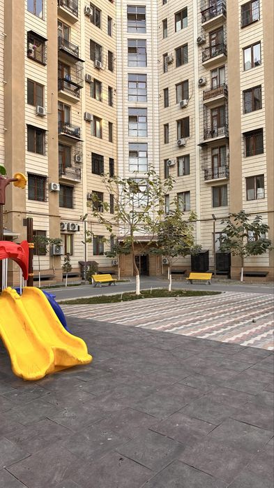 Uy Sotiladi 1 xona 2 xona qilingan Sergili 8 Hokimiyatni oldida