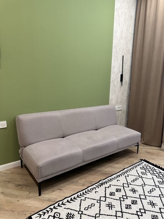 Продам дизайнерский диван