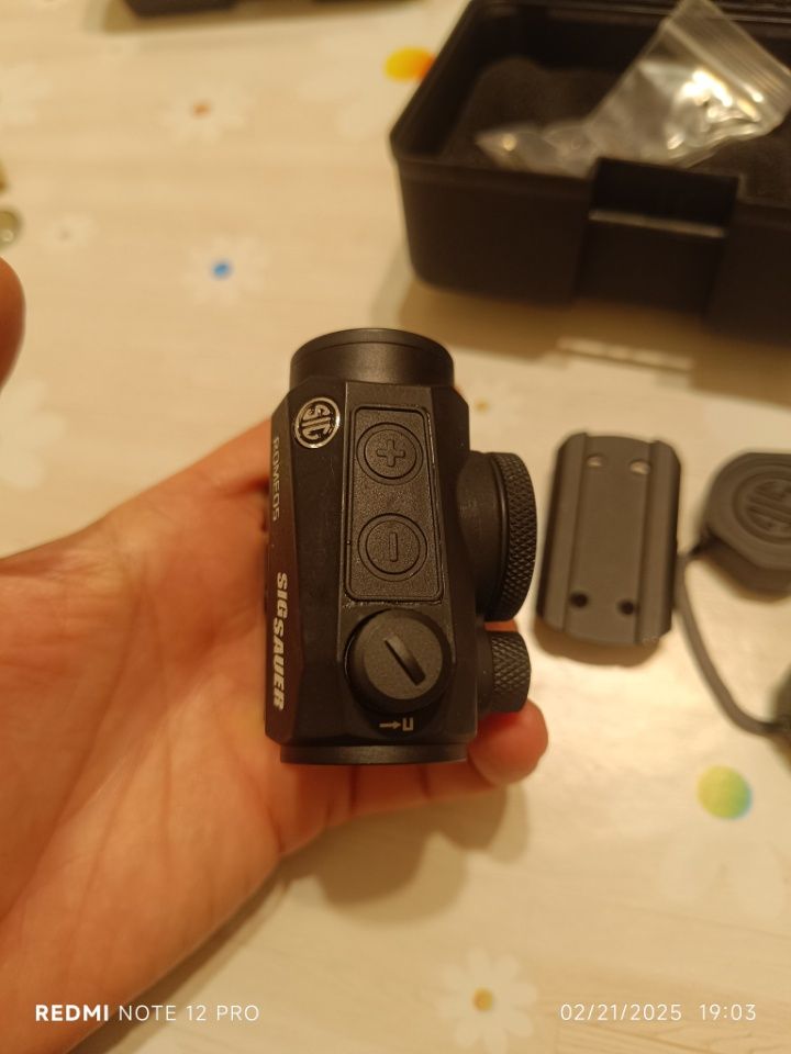 Бързомер Trijicon и  Sig Sauer