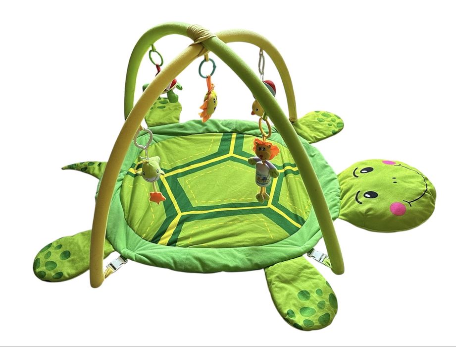 Коврик с игрушками