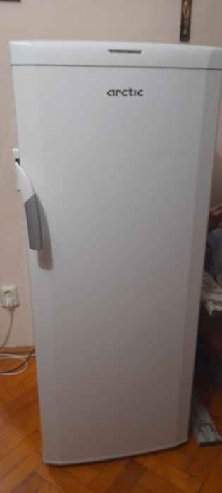 Congelator Arctic cu 6 sertare