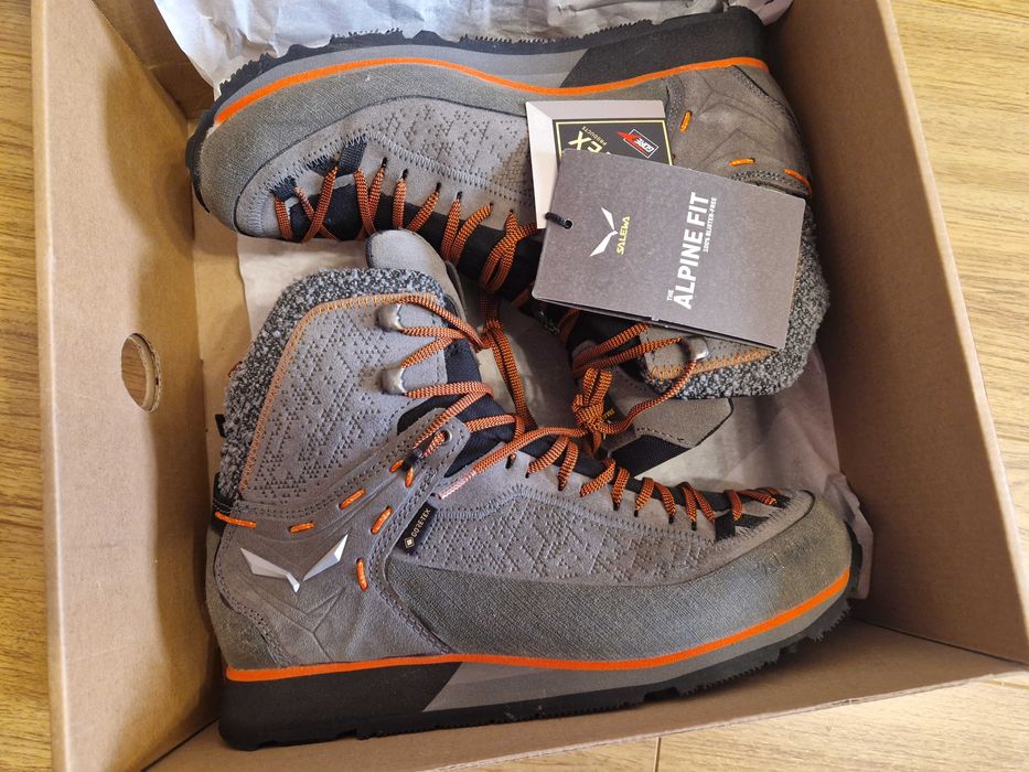 Ghete, bocanci Salewa Goretex winter,masuri 40,5-41 la sportiva,mammut