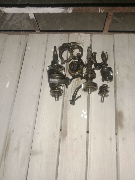 Мерседес 190 кпп 5ступка