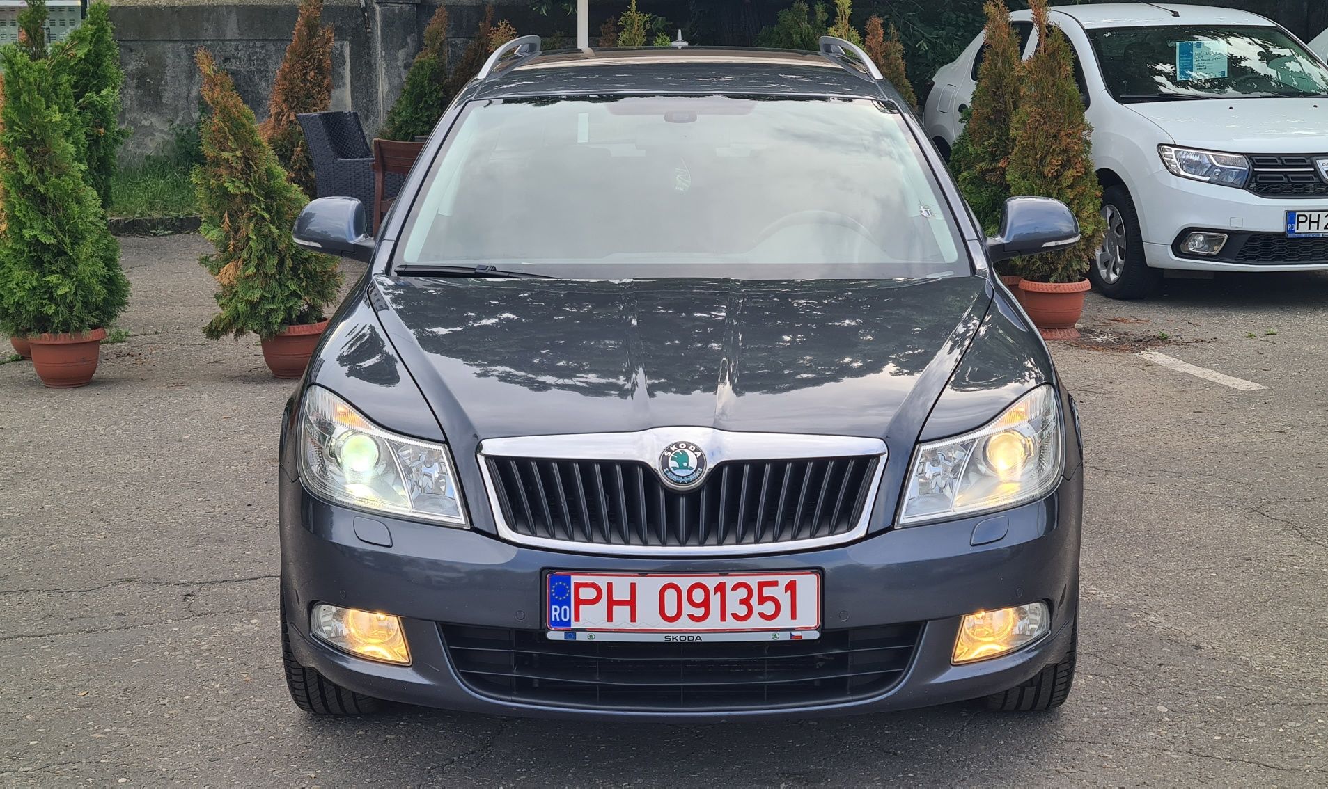 Skoda Octavia Elegance 2013 * 1.2 TSI 105 CP * Navi * Klimă 
An fabric