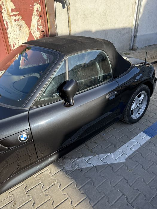 BMW Z3 decapotabil