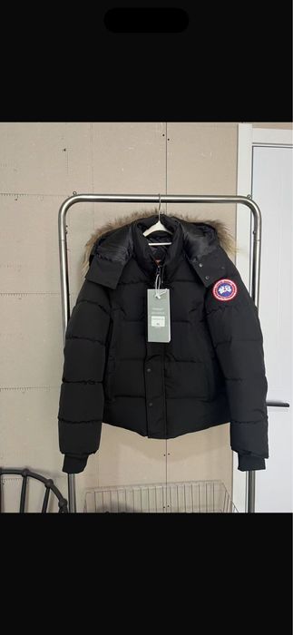 Geaca de iarna Canada Goose/ Calitate 100% premium