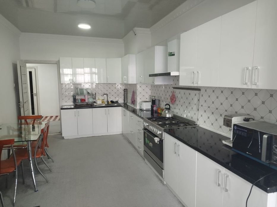 Госпитальный Банковский дом  4/4/9  2 санузл рядом Шох Мед клиника