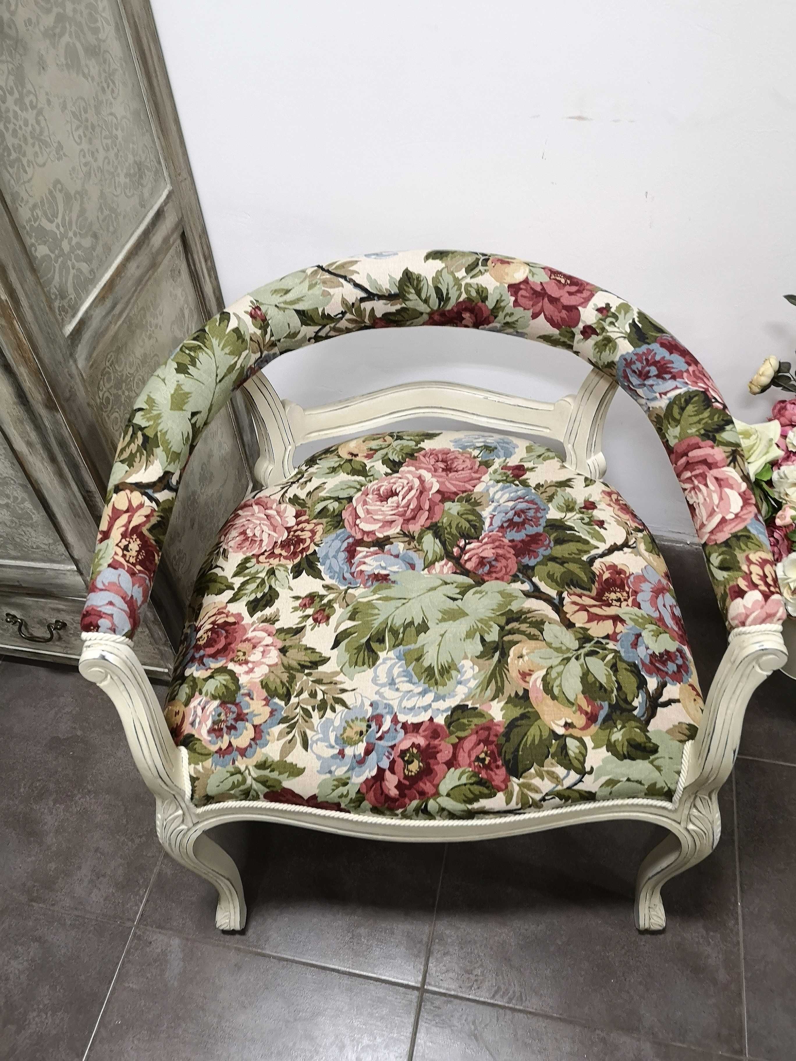 Кресло, флорална дамаска