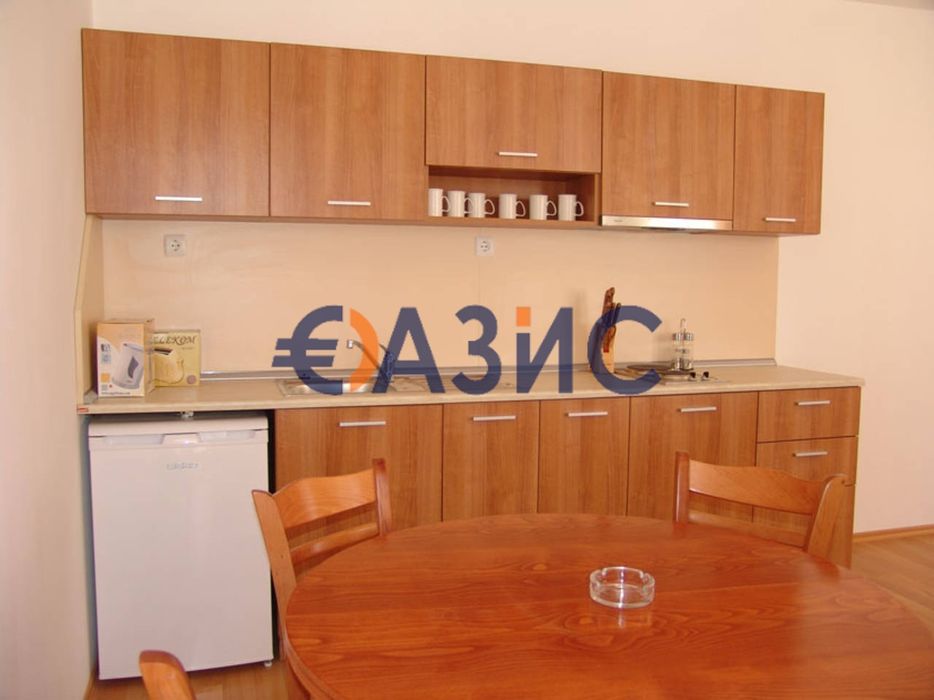 Продава се Двустаен апартамент в к.к. Слънчев бряг - 60 кв.м за 1149 €/кв.м - Снимка #2