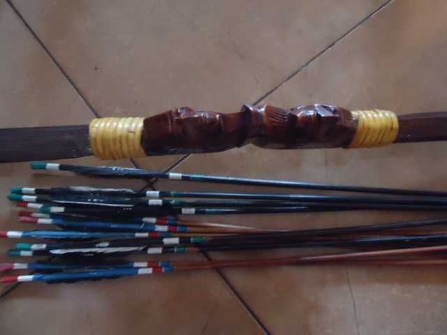 тръба със стрели ,сабаркан, лък със стрели