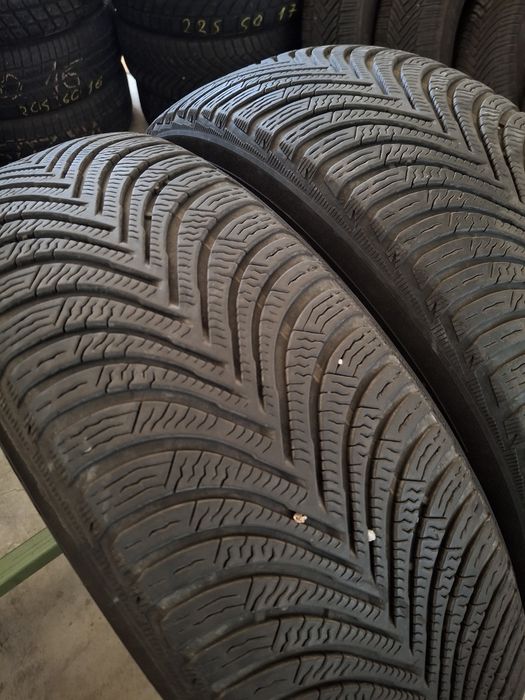 2 Anvelopele de iarnă 215 65 r17 Michelin