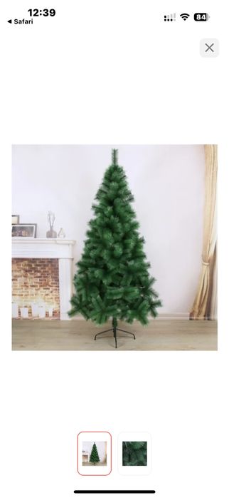 Ёлка новогодняя с игрушками , как на фото за