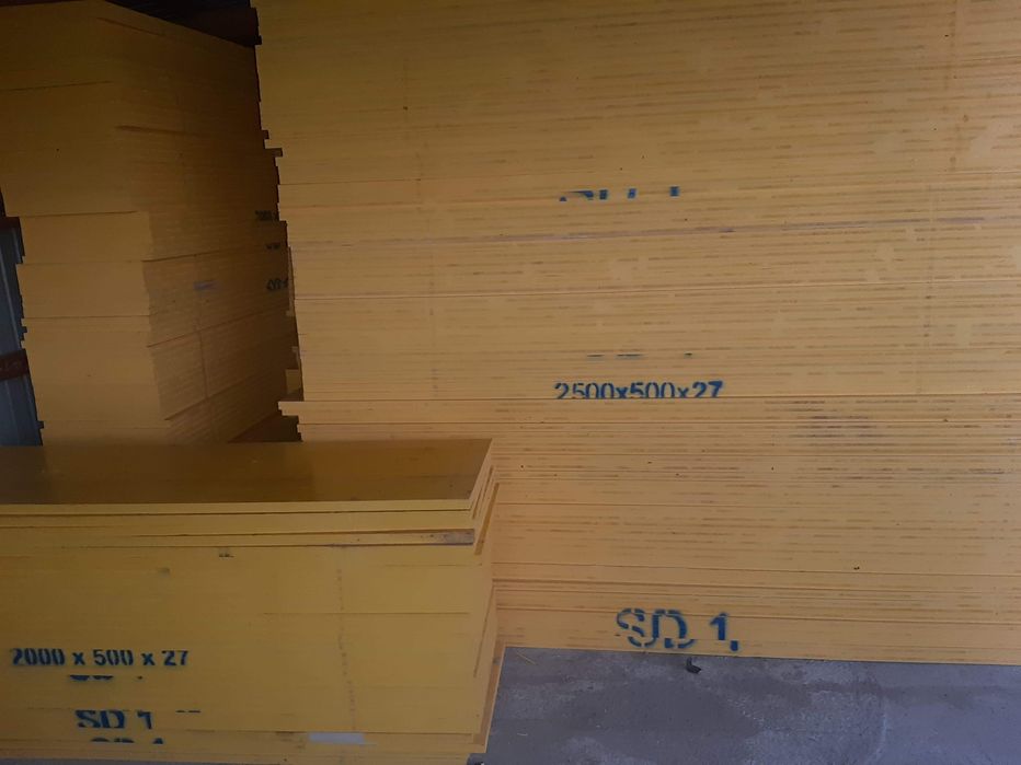 Vând și închiriez panouri doka,schelă metalică,popi metalici,montanți