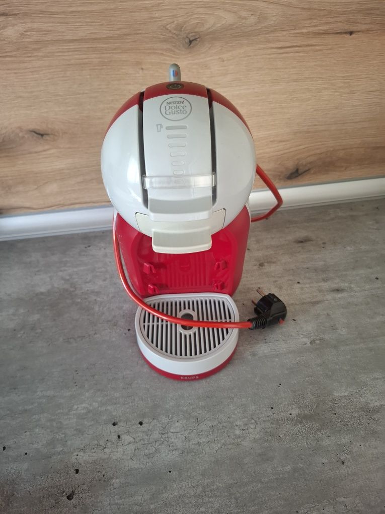 Кафе машина  Dolce Gusto