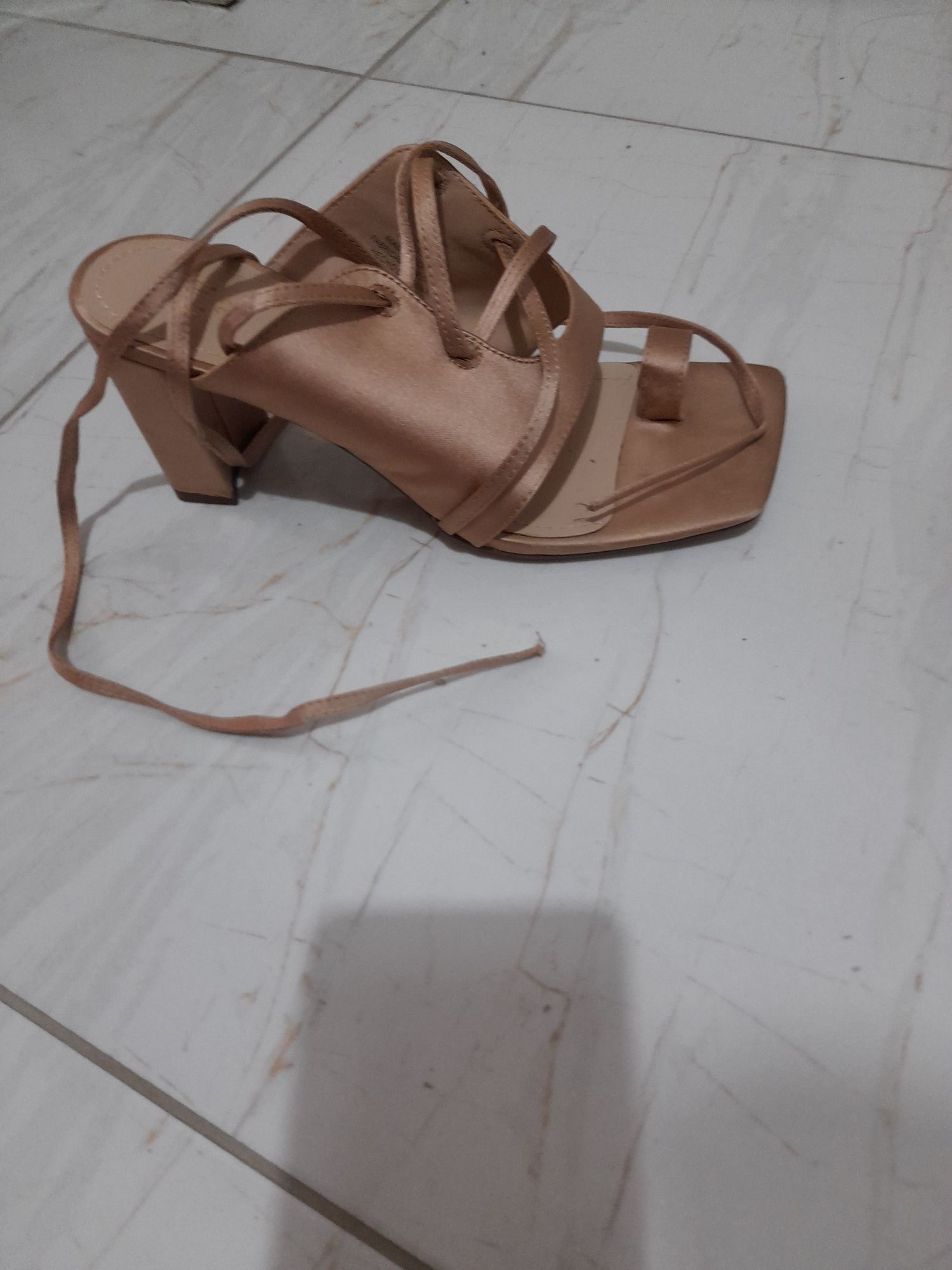 Pantofi în stare bună