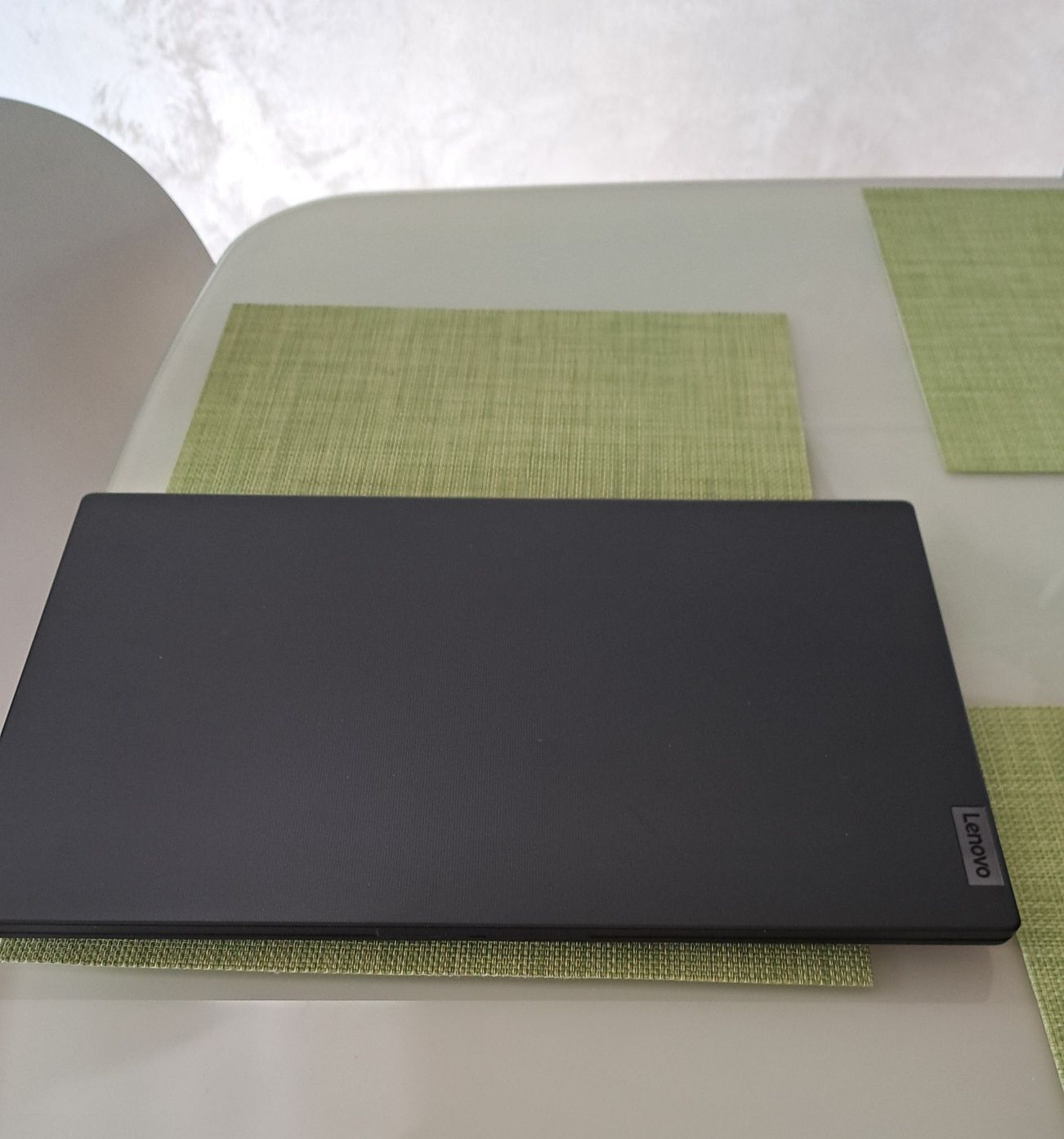Laptop Lenovo V15 G4 IRU
