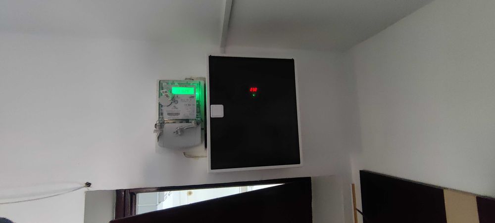 Electrician interventii rapide, prize, lumini tablou sigurante, etc.