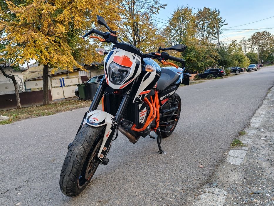 Duke ktm 690 super duke 3