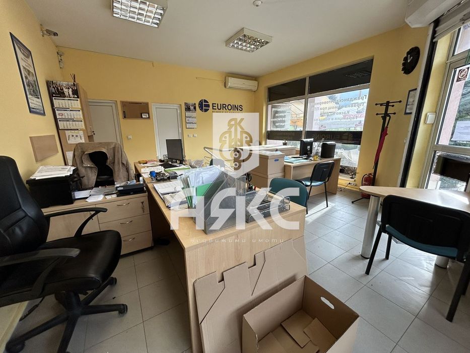 Офис под наем в кв. Павлово