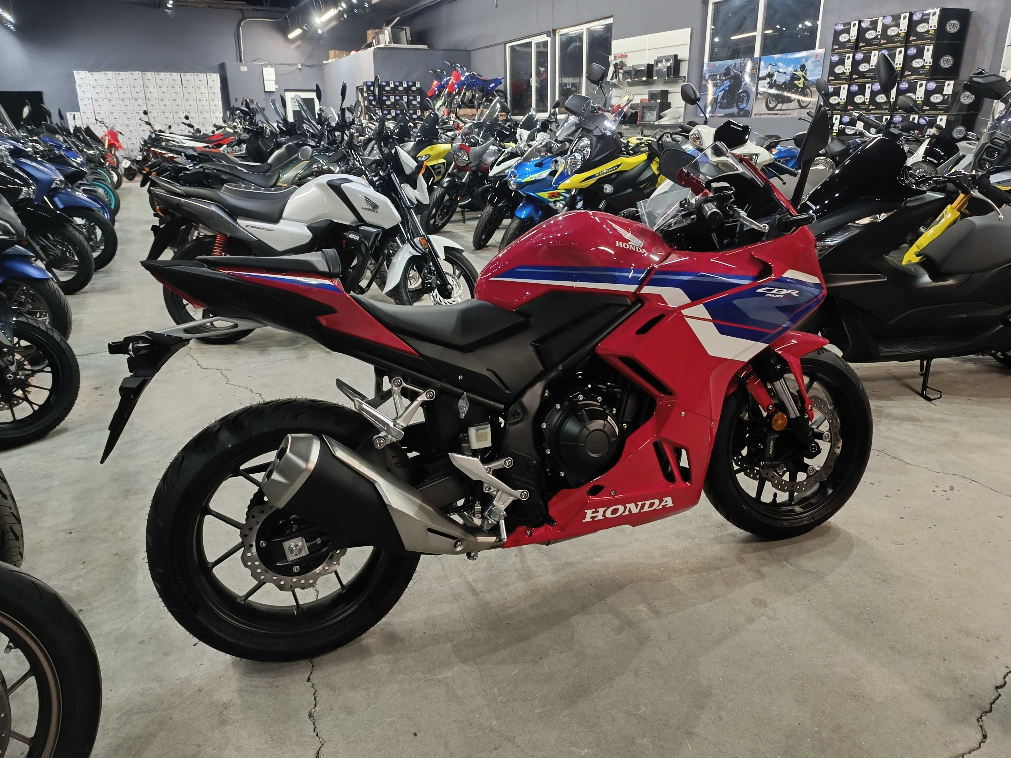 Honda CBR 500R nou 0km prin Honda Constanta