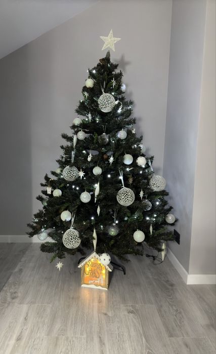 Brad artificial 210 cm