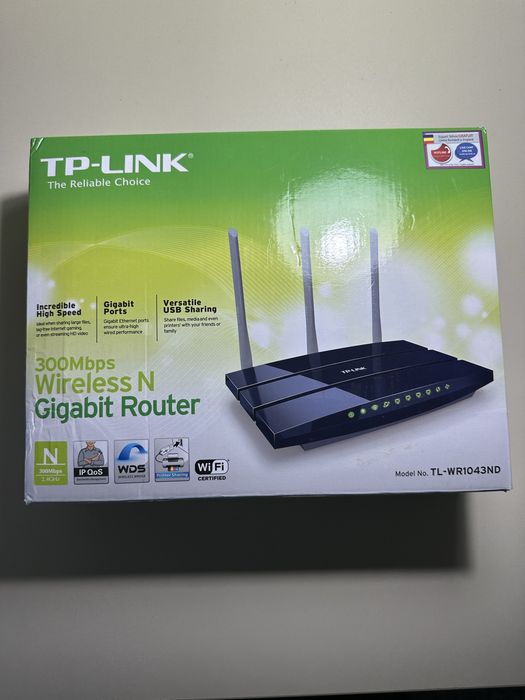 Router negru TP-Link
