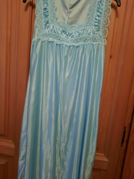 Cămașă de noapte și halat mărimea 46-48