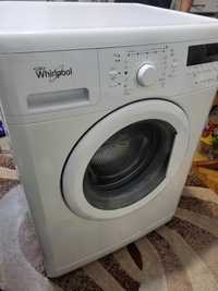 Продавам пералня Whirlpool
