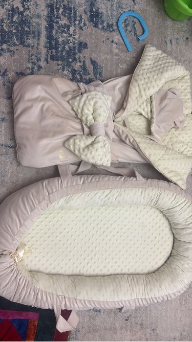 Продам конверт трансформер на выписку с коконом. Недорого