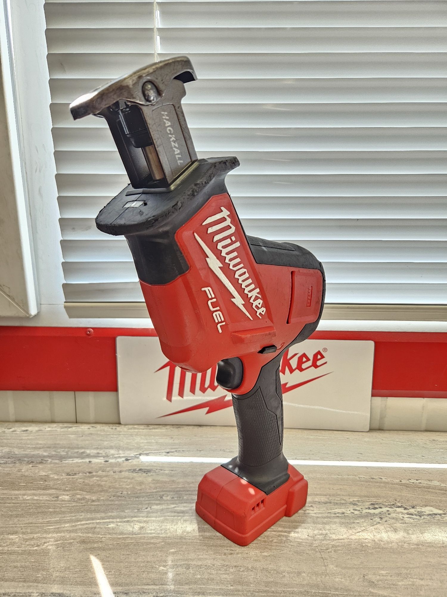 Milwaukee Саблен Трион M18 FHZ