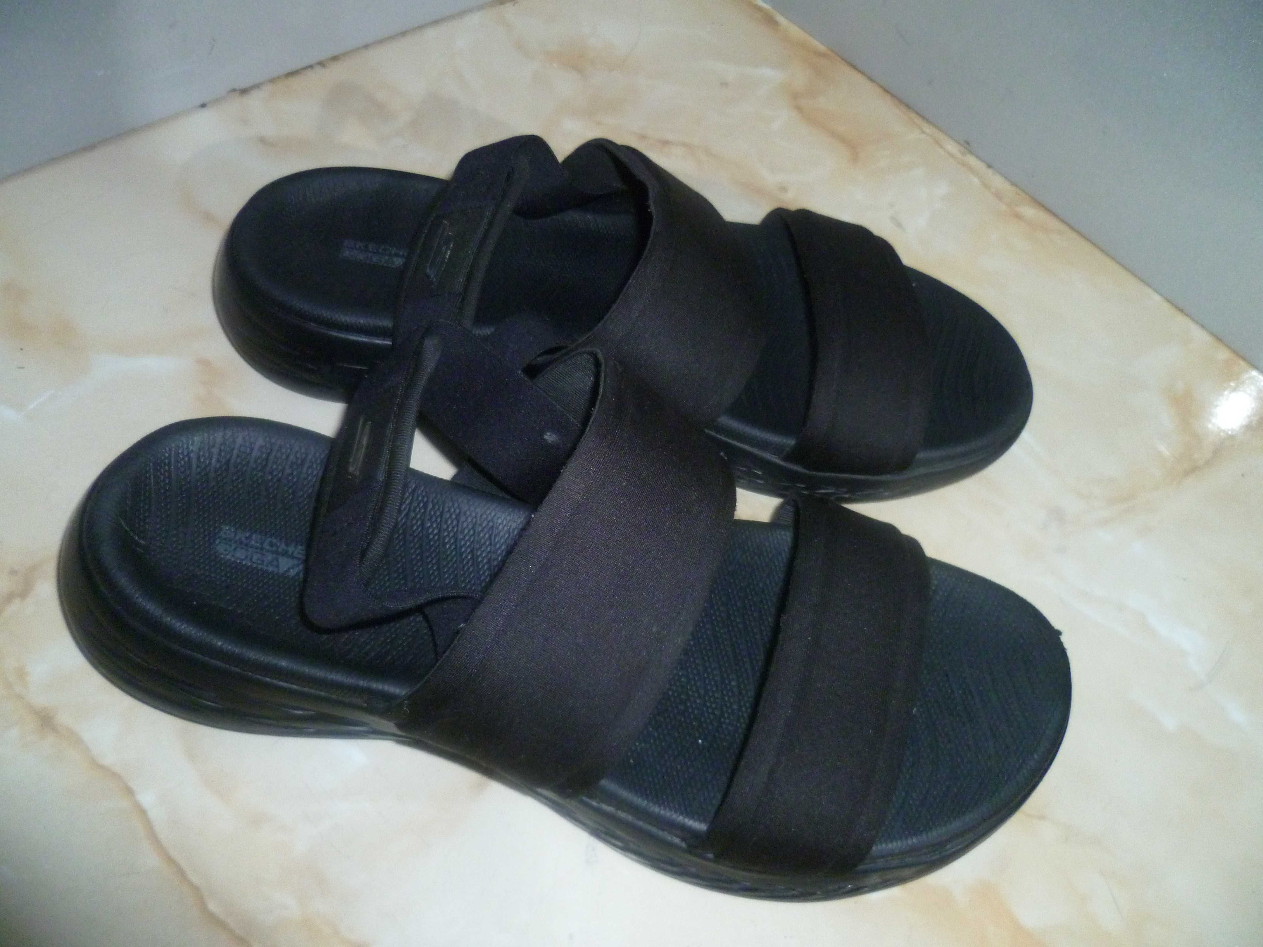 Skechers сандали №39